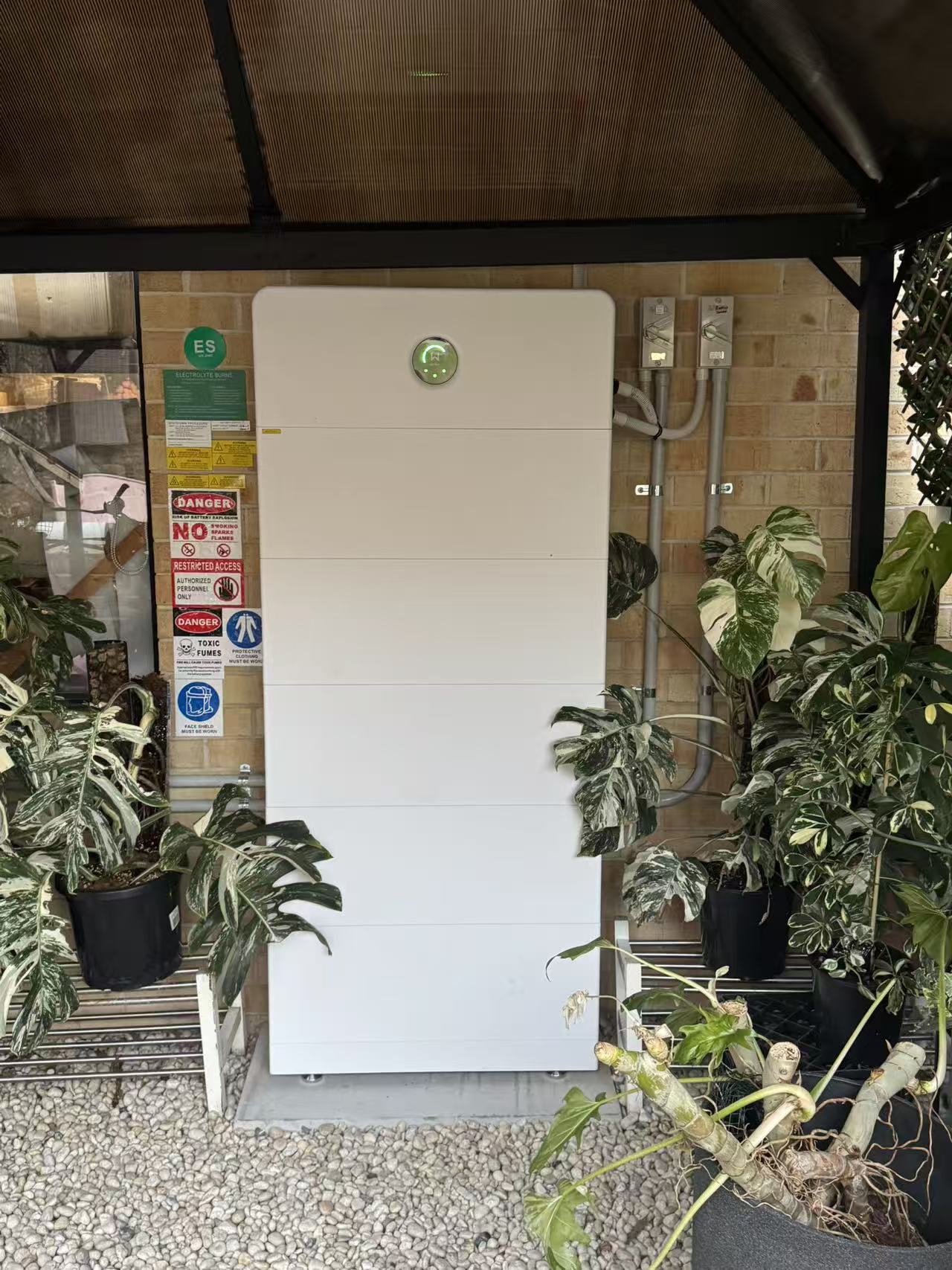 ESY home battery — Backyard install