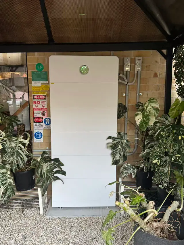 Home battery install — Backyard install